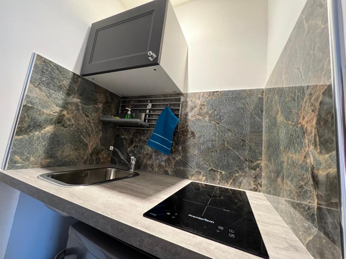 Loft Con Terrazzo A Livello Stazione Lägenhet Lecce Exteriör bild